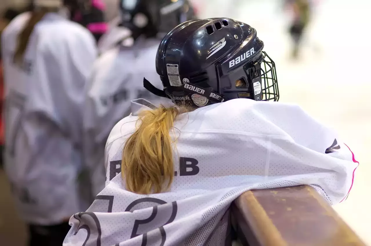 Das Eis brechen: Entlarvung der landesweiten Spitzenreiter im Mädchen-Eishockey, 24. Januar